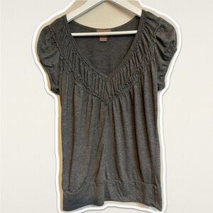 Gray V-Neck Short Sleeve Top